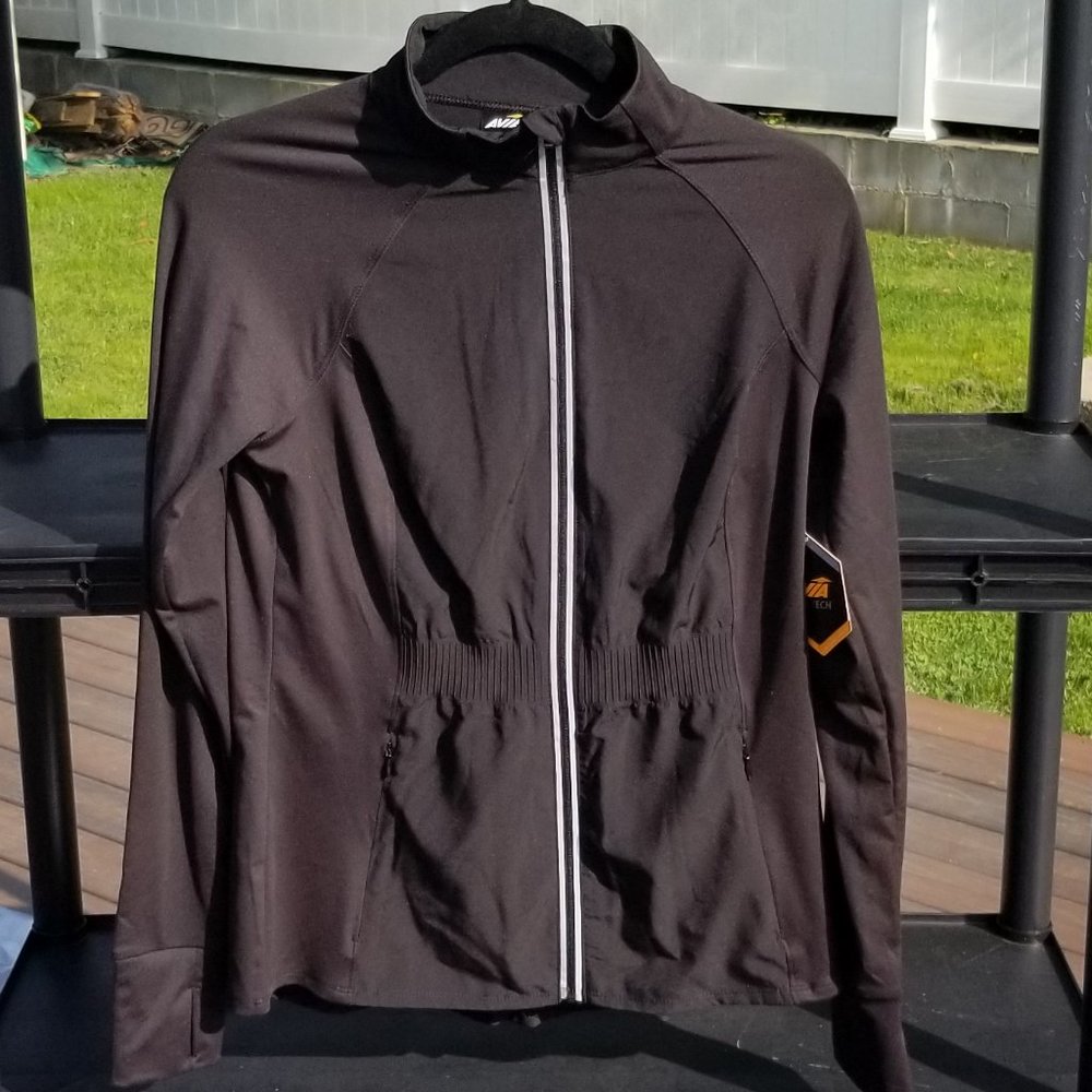 NWT Avia Woman`s Performance Running Jacket